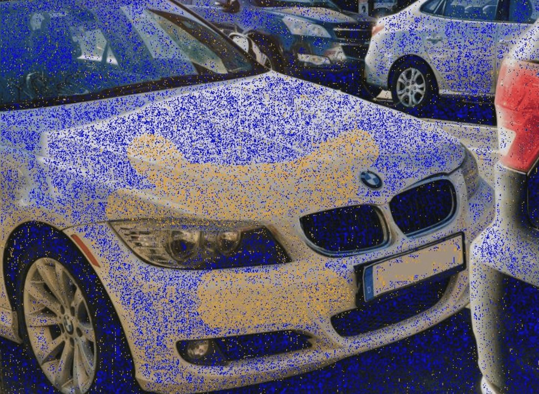 Pixel level detection heatmap of the same BMW